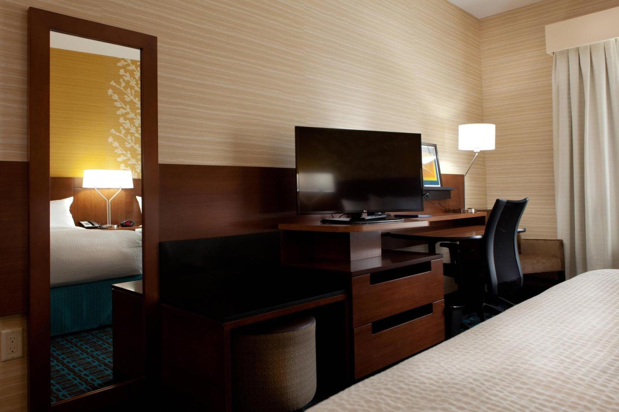 Fairfield Inn & Suites By Marriott Lethbridge Extérieur photo