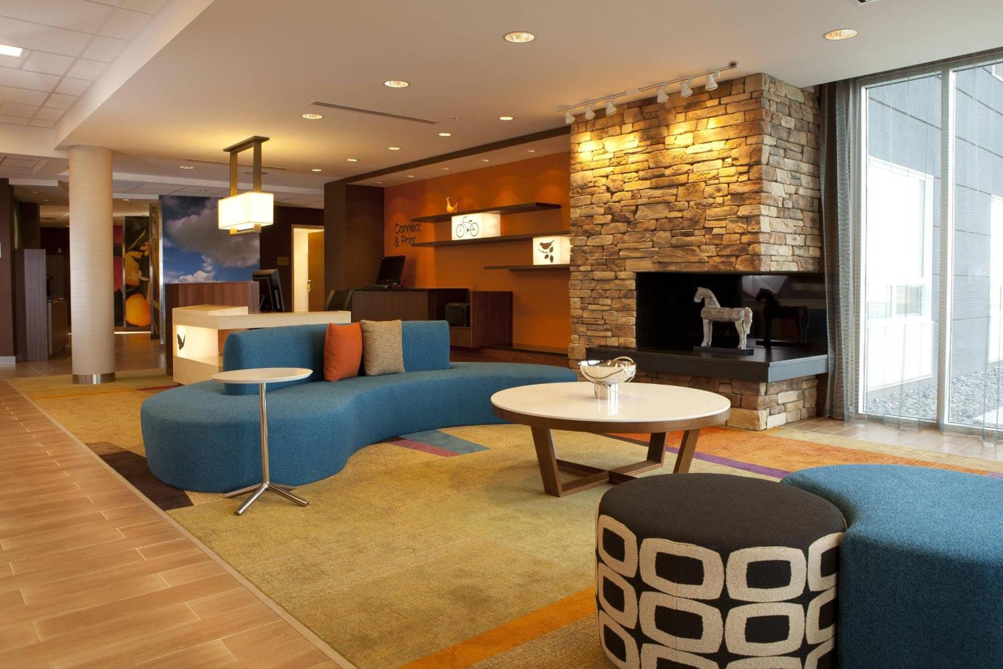 Fairfield Inn & Suites By Marriott Lethbridge Extérieur photo