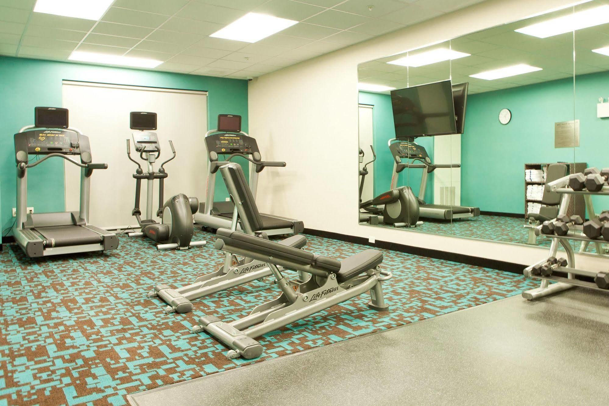 Fairfield Inn & Suites By Marriott Lethbridge Extérieur photo